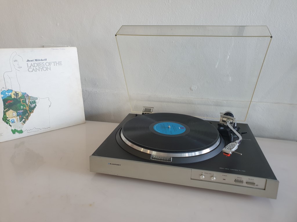 Blaupunkt PL-7300 Direct Drive Turntable