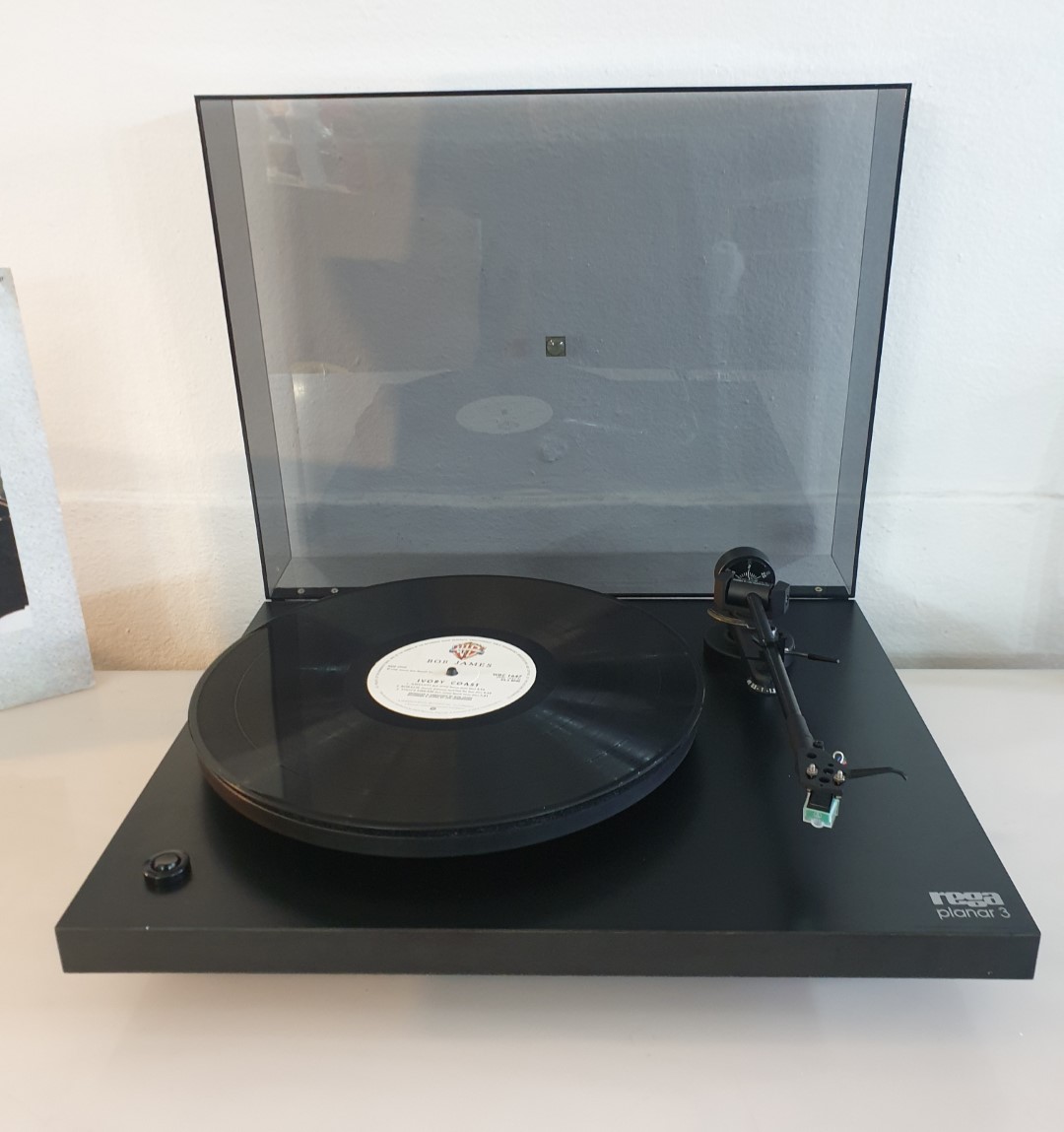 Rega Planar 3 Belt Drive Turntable - Image 4