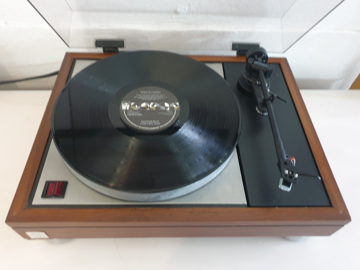 Linn Sondek LP12 with a Linn Basik LVX tonearm - Image 8