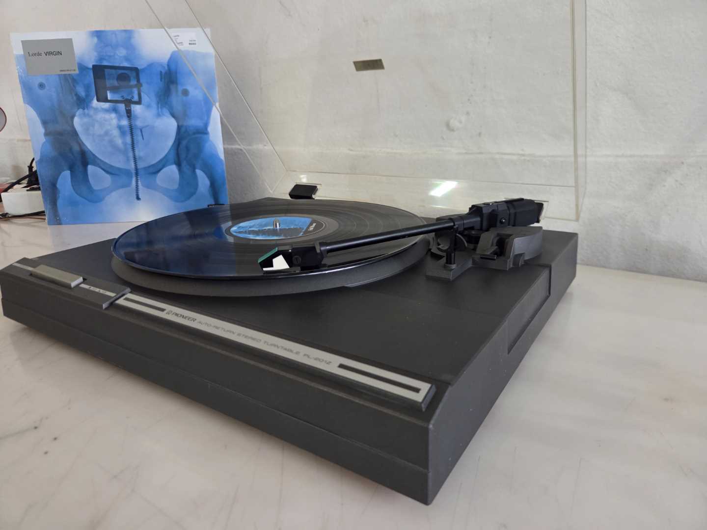 Pioneer PL-201Z Belt Drive Turntable - Image 5