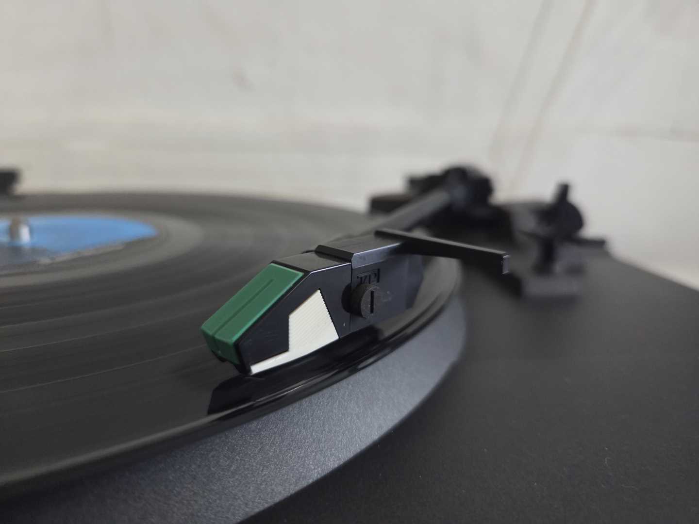 Pioneer PL-201Z Belt Drive Turntable - Image 6