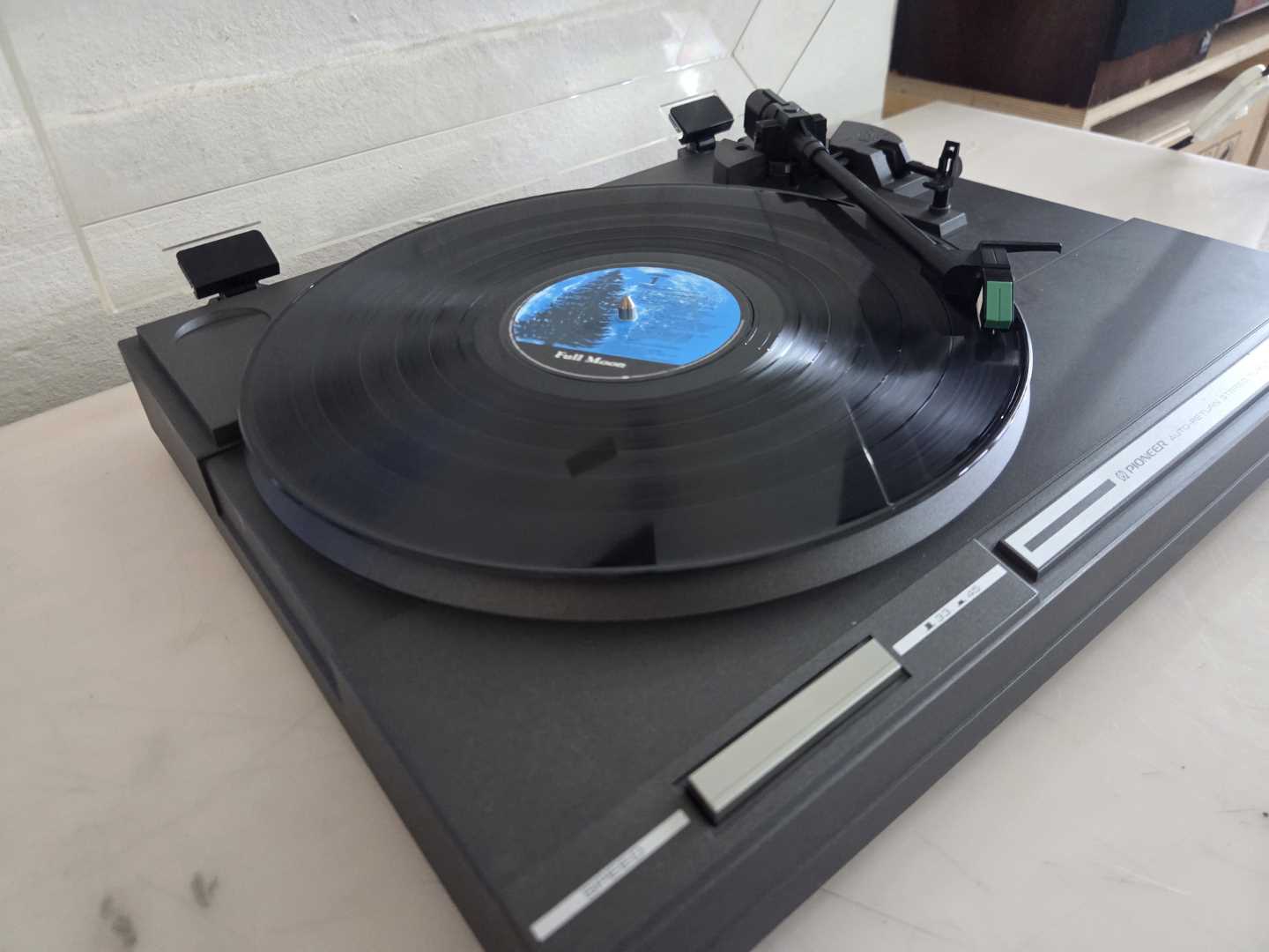 Pioneer PL-201Z Belt Drive Turntable - Image 8