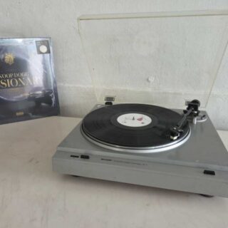 Sharp RP-10 Semi Auto Turntable
