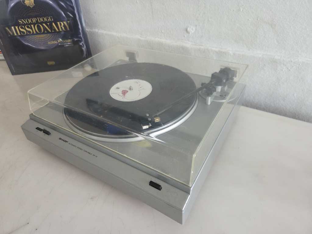 Sharp RP-10 Semi Automatic Belt Drive Turntable - Image 6