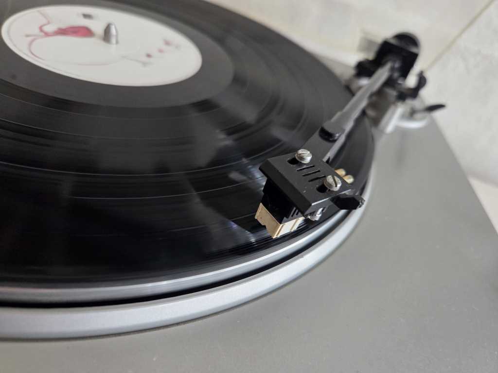 Sharp RP-10 Semi Automatic Belt Drive Turntable - Image 8