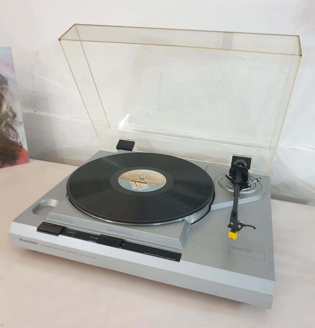 Kenwood KD1600 Belt Drive Turntable - Image 5