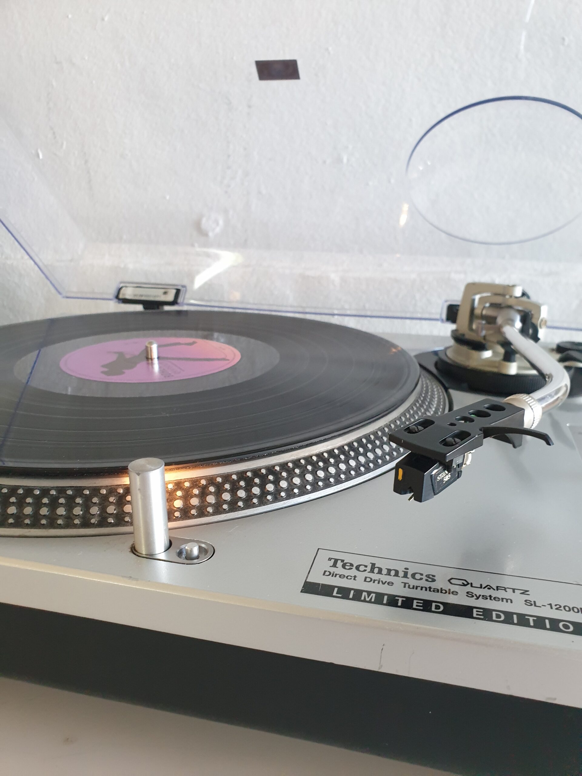 Technics SL1200 MkII Direct Drive Turntable - Image 8