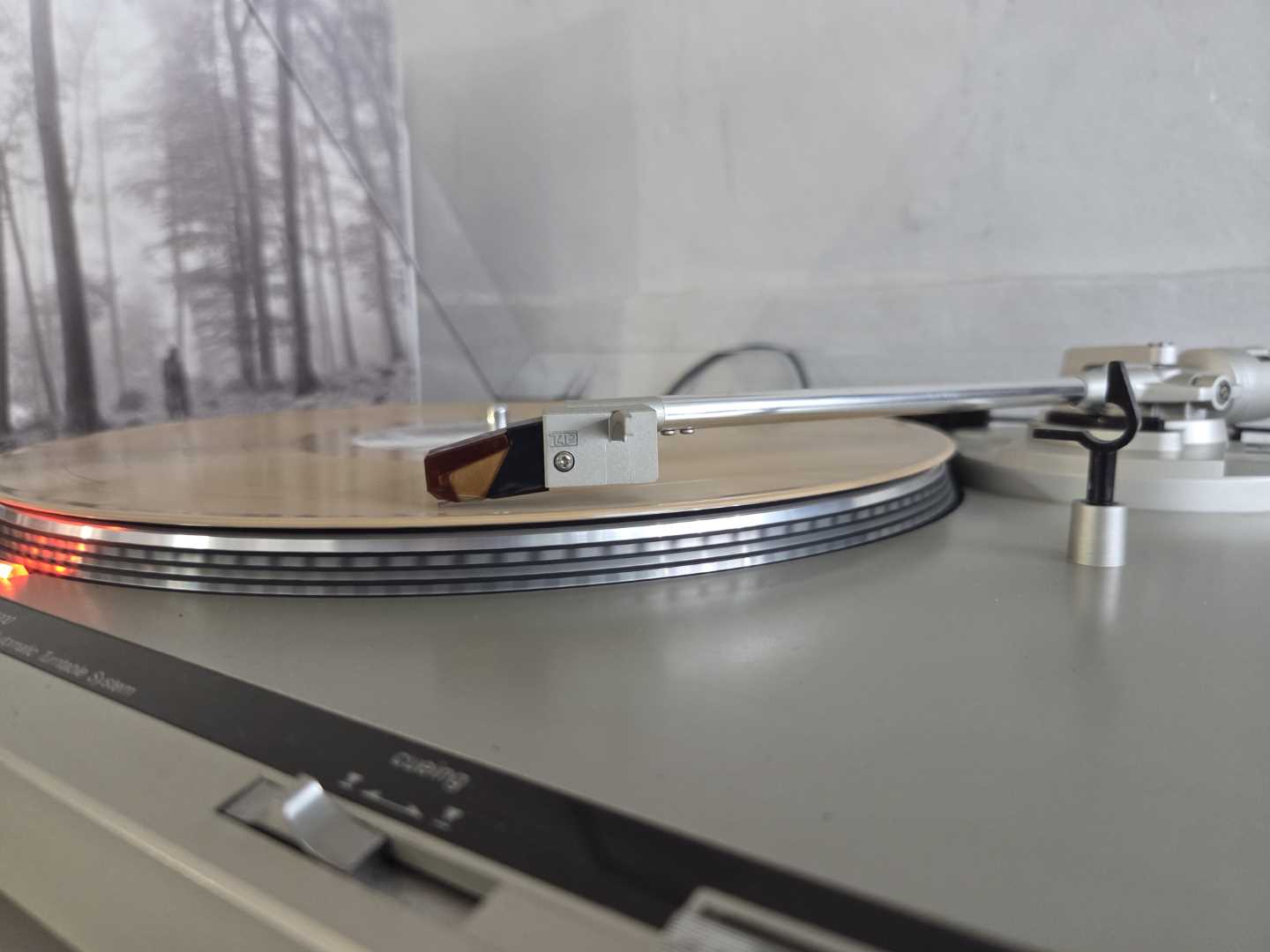 Technics SL-B200 Belt Drive Turntable - Image 4