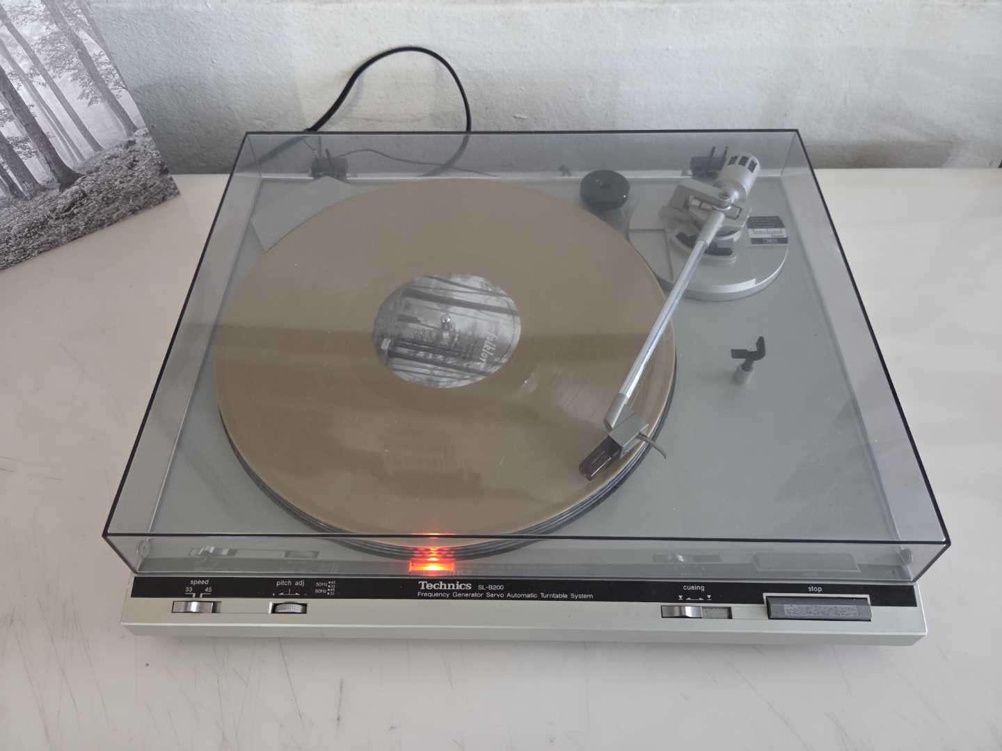 Technics SL-B200 Belt Drive Turntable - Image 8