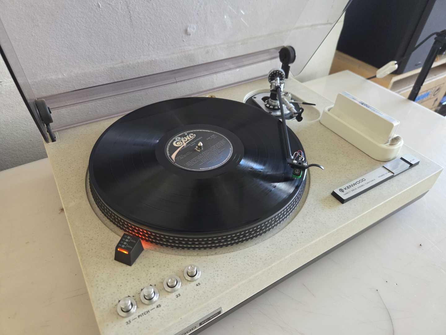 Infinity 500 Kenwood KD-500 with an Infinity Black Widow Tonearm – Turntable Guy