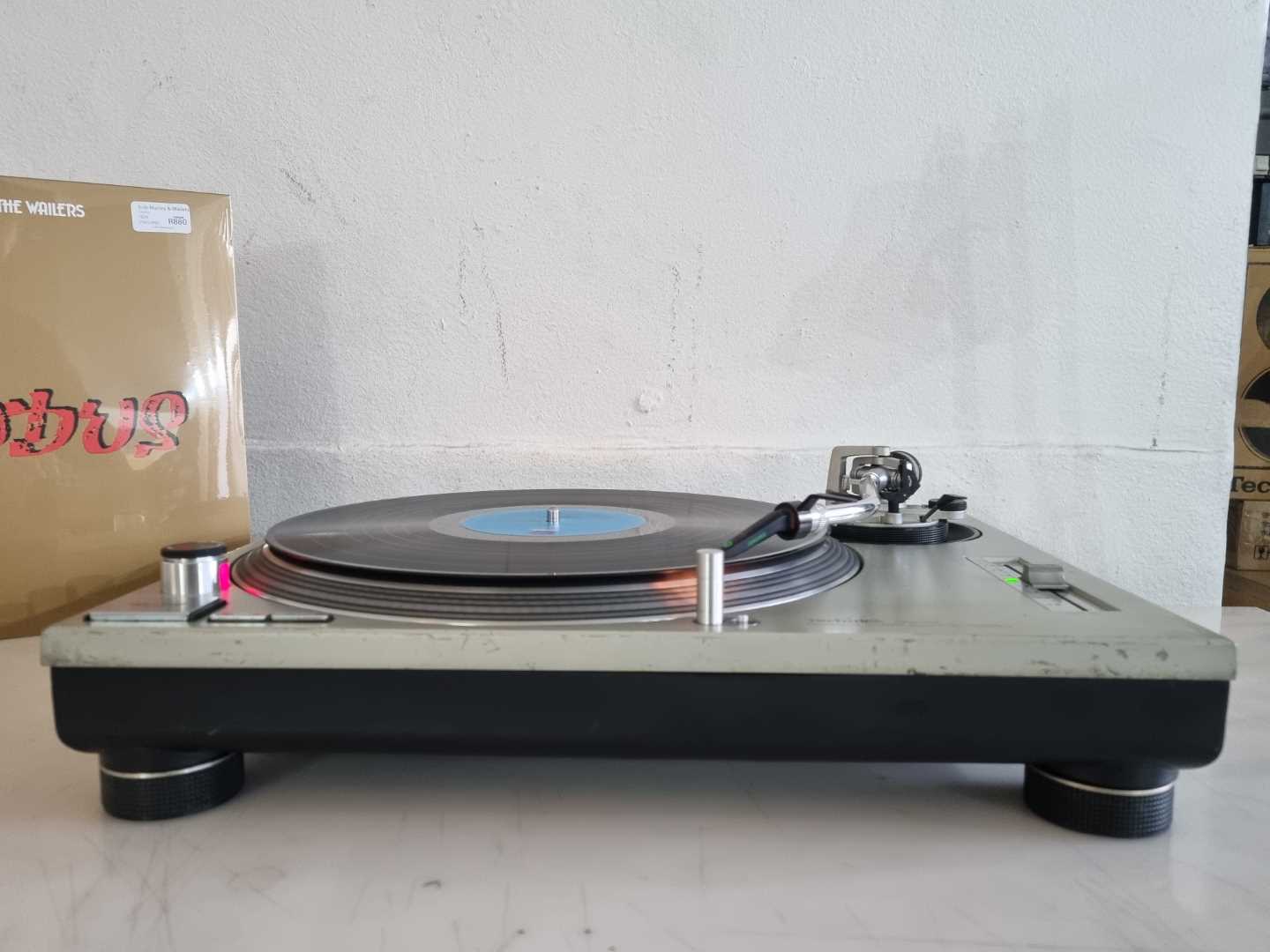 Technics SL1200 MkII Turntable No.3 - Image 3