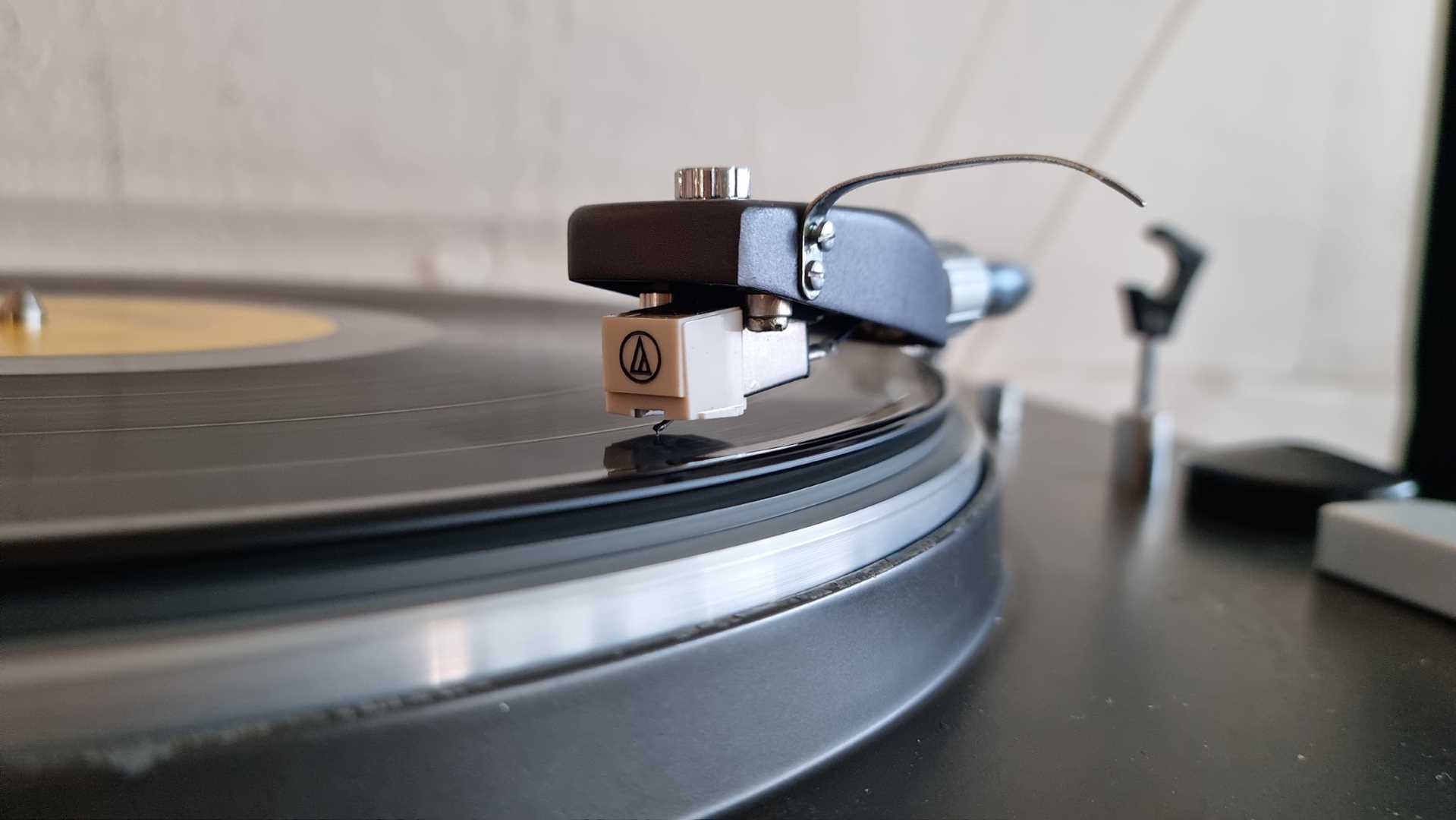 Pioneer PL-41 Belt-Drive Turntable - Image 4