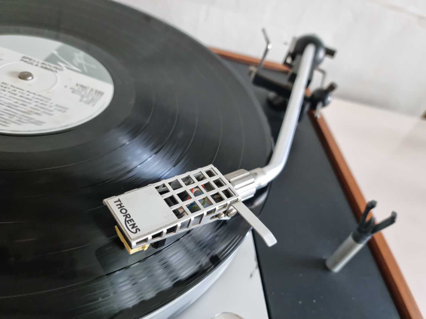 Thorens TD150 MkII Belt Drive Turntable - Image 11