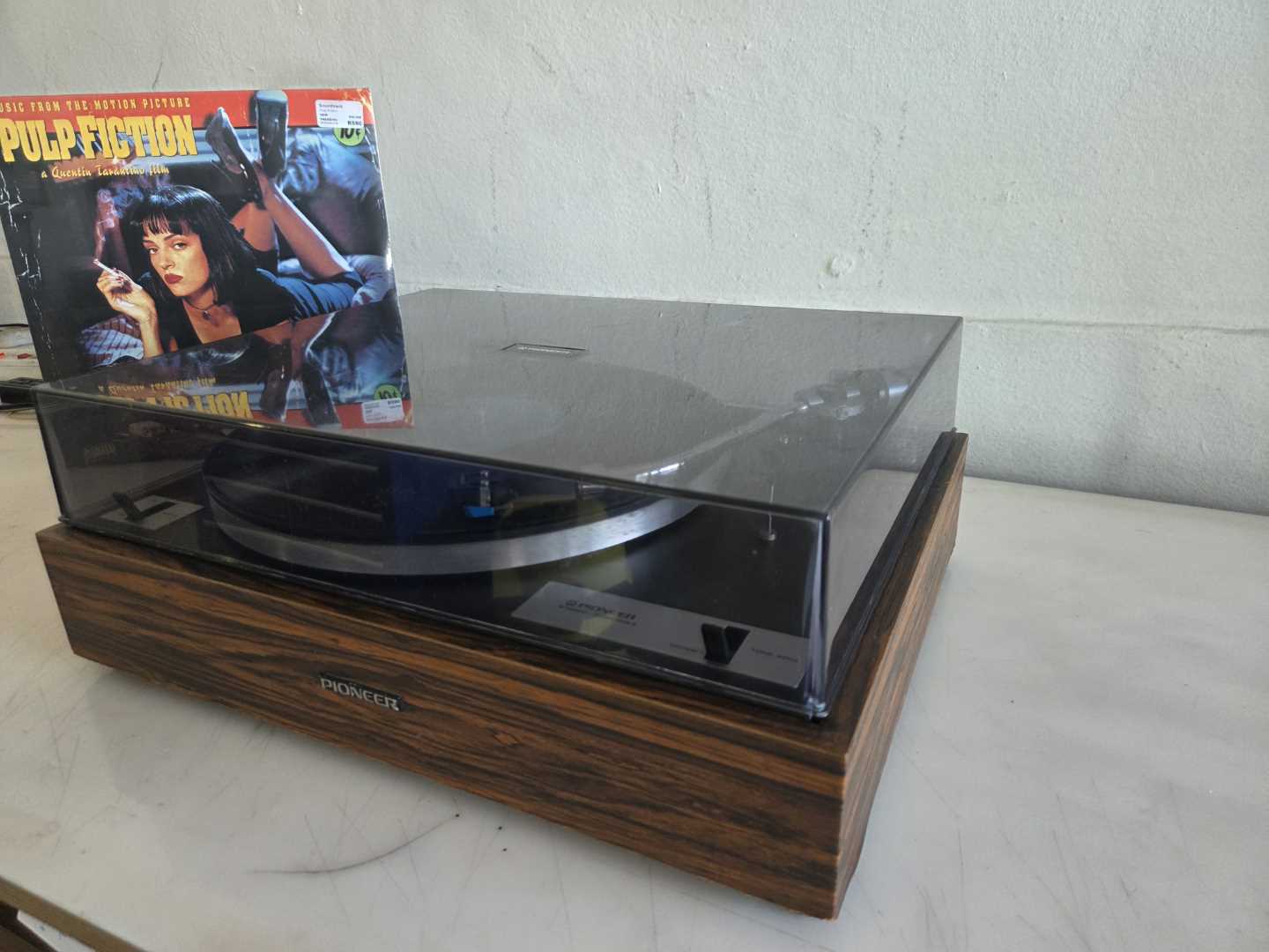 Pioneer PL12E Turntable