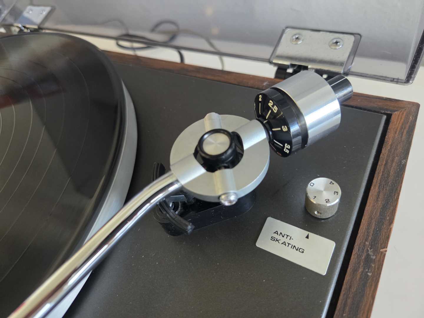 Pioneer PL12E Manual Belt Drive Turntable - Image 7