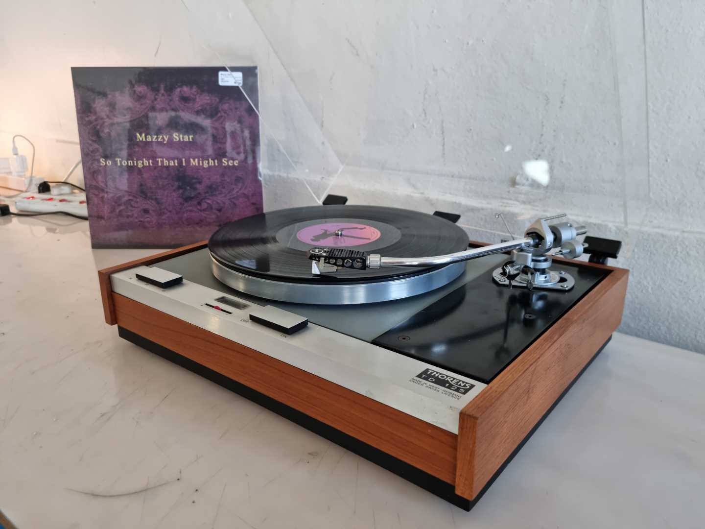 Thorens TD125 Turntable with an SME 3009 SII Tonearm - Image 5