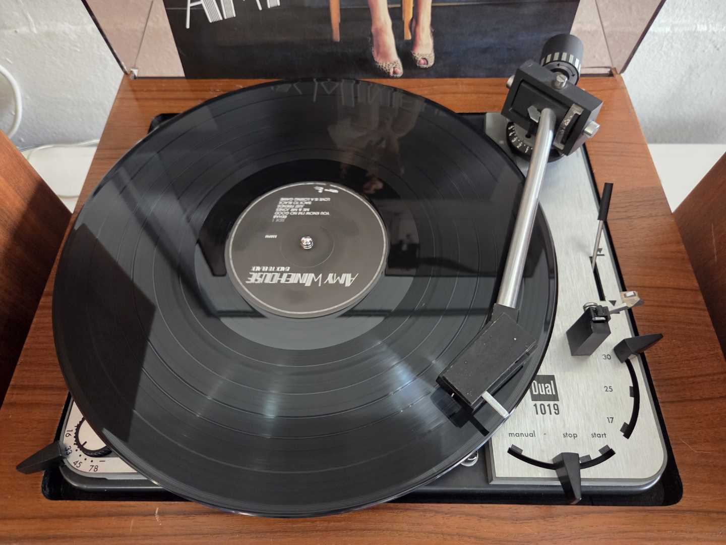 Dual 1019 Turntable Set with JVC speakers - Image 5