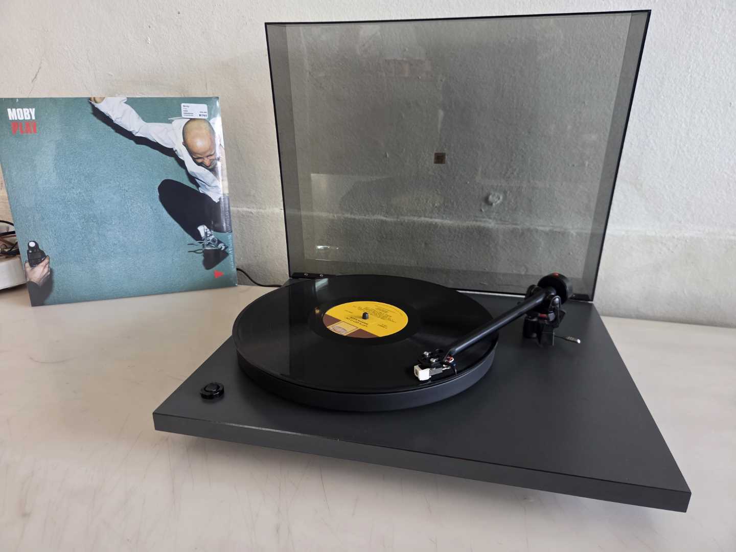 NAD 533 Turntable