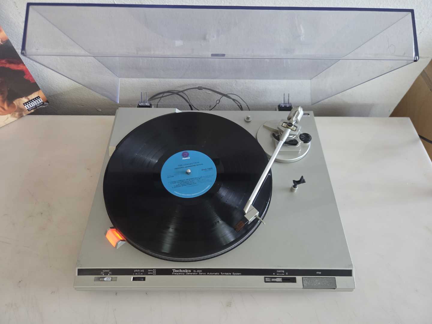 Technics SL-B20 Belt Drive Turntable - Image 3