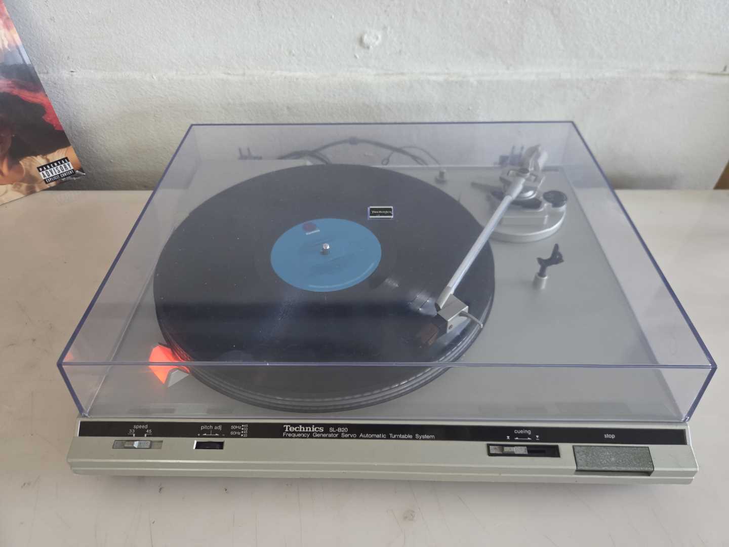 Technics SL-B20 Belt Drive Turntable - Image 7