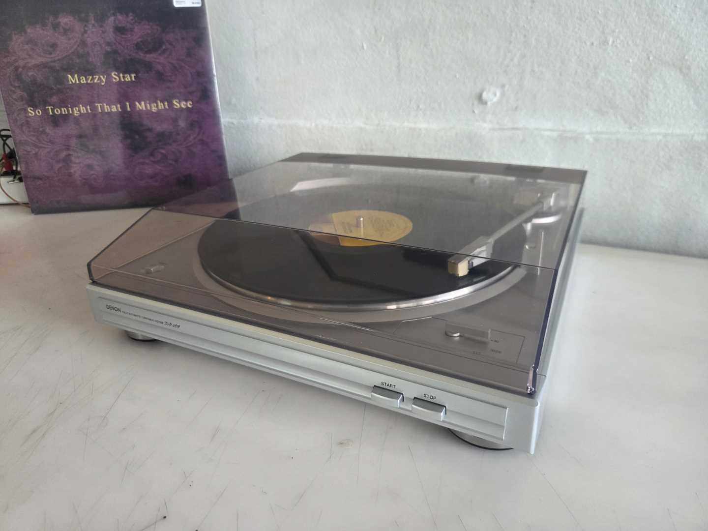 Denon DP-29F Fully-Automatic Belt-Drive Turntable - Image 7