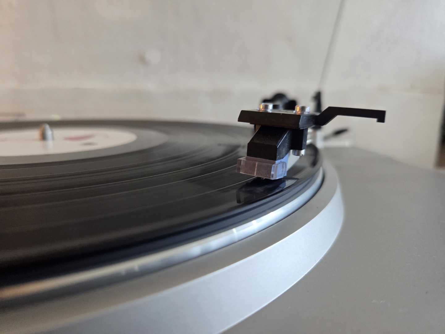 Tedelex PS-600SA Semi Automatic Belt Drive Turntable - Image 6