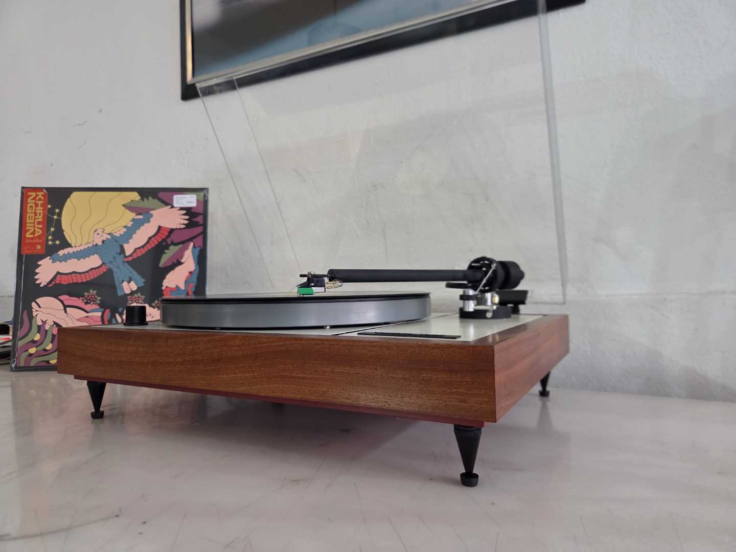 Thorens TD150 in Rosewood with an Alphason Delta Tonearm - Image 4