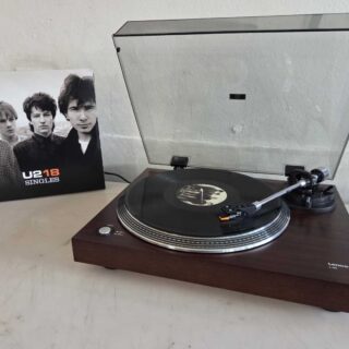 Lenco L90 Turntable
