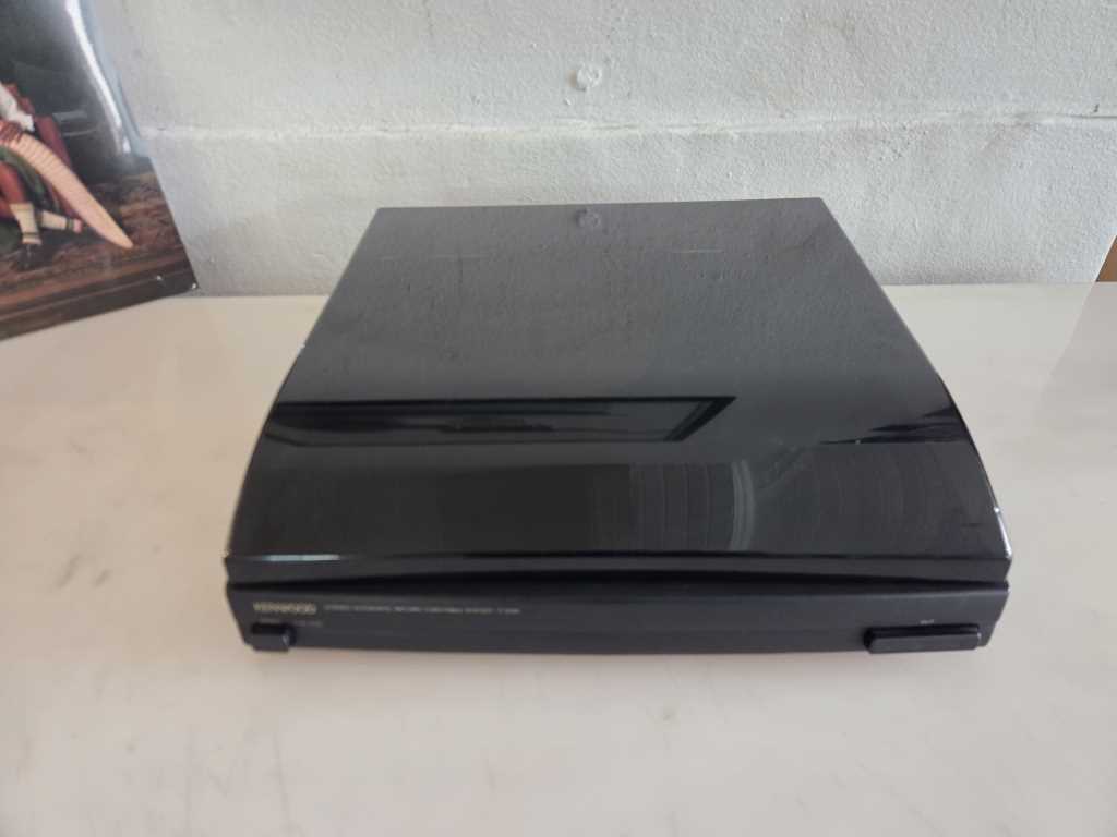 Kenwood P-235 Semi-Automatic Belt Drive Turntable - Image 7